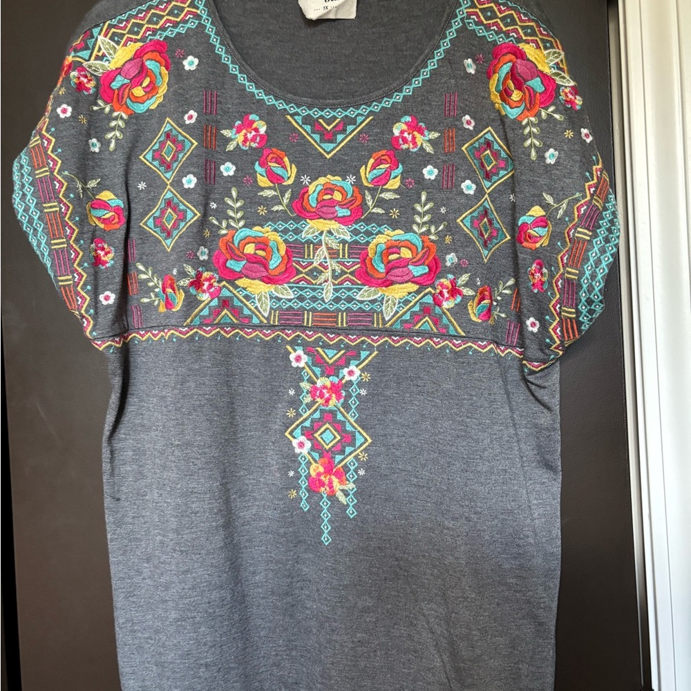 Savanna Jane Gray Top with Colorful Embroidery